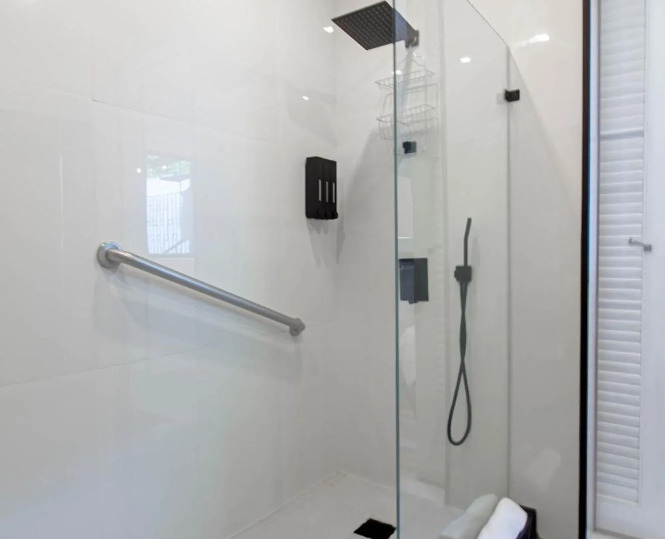 סן חואן Villa Azure Ocean Park'S Seaside Luxe Retreat סן חואן