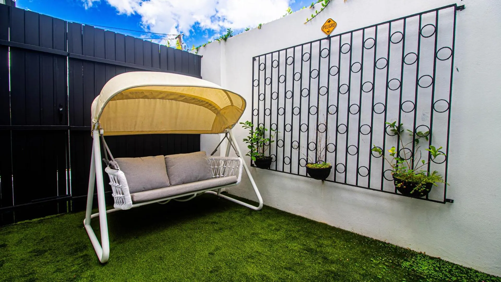 Villa Azure Ocean Park'S Seaside Luxe Retreat San Juan